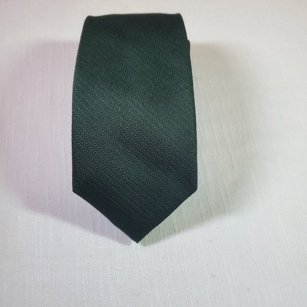 Roundtree & Yorke Mens Silk Necktie Green Suit Dress Tie Classic